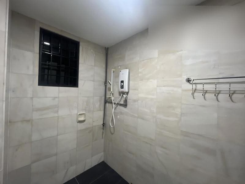 Terraced House for Sale in Bandar Sungai Long (Selangor) - Alvin Loo - Bathroom - PropertyGuru.com.my