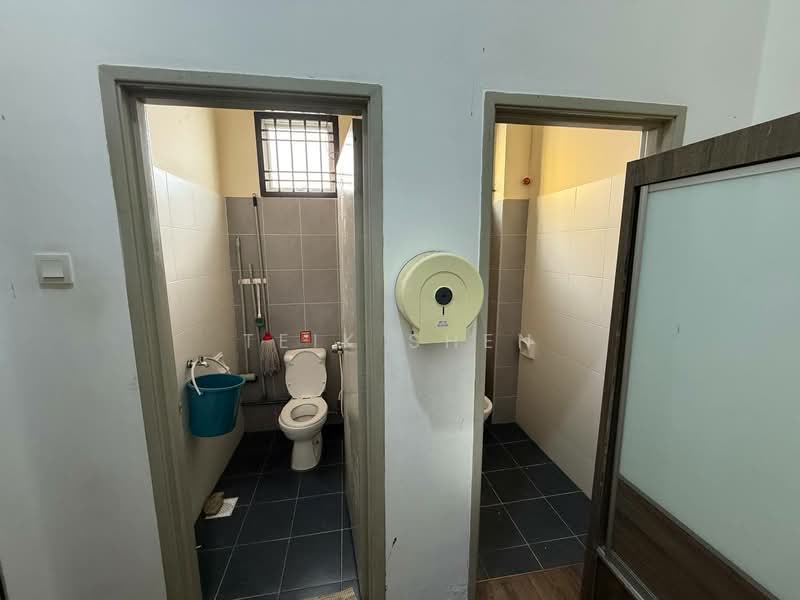 Shop for Sale in Masai (Johor) - Teik Shen - Bathroom - PropertyGuru.com.my