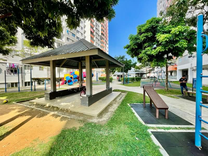 Pangsapuri untuk Dijual di Gapura Bayu - Ewat Khairul - Exterior - PropertyGuru.com.my