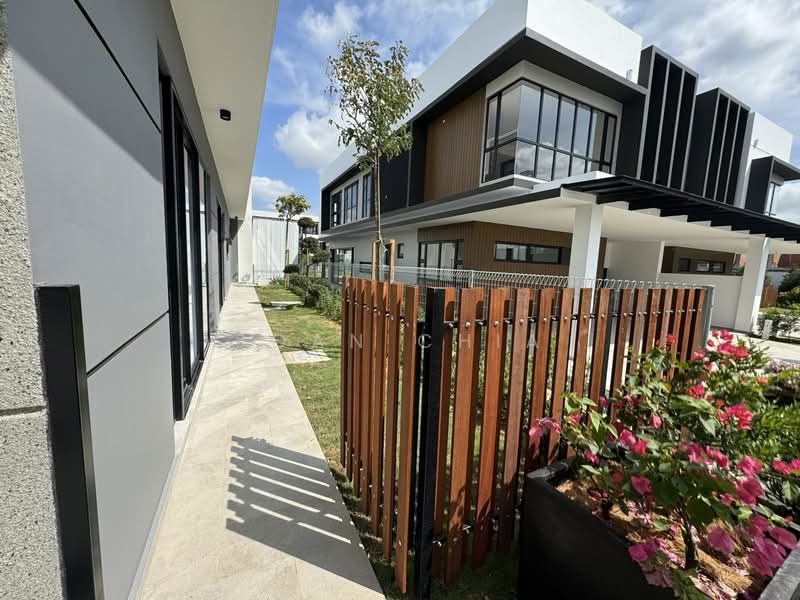 Cluster House for Sale in Gelang Patah (Johor) - Joan Chia - Exterior - PropertyGuru.com.my