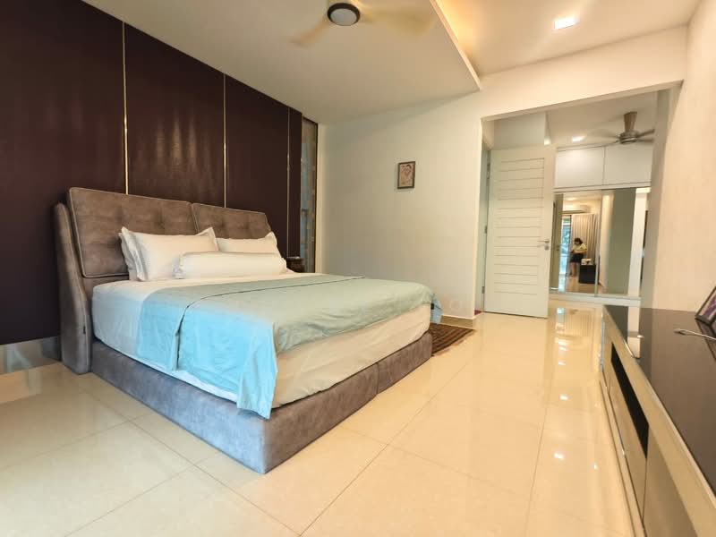 Bungalow for Sale in Taman Century (Johor Bahru) - Phoebe Foo - Master Bedroom - PropertyGuru.com.my