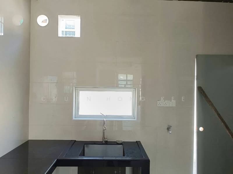 Rumah Teres 2 Tingkat untuk Disewa di Skudai (Johor) - Chuan Hong Kee - Kitchen - PropertyGuru.com.my