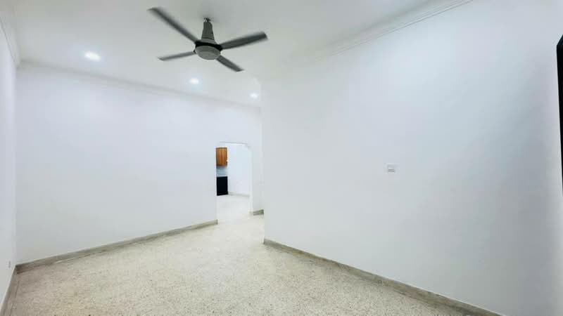 Rumah Teres 1 Tingkat untuk Dijual di Taman Perling (Perling) - Erness Tan - Interior - PropertyGuru.com.my