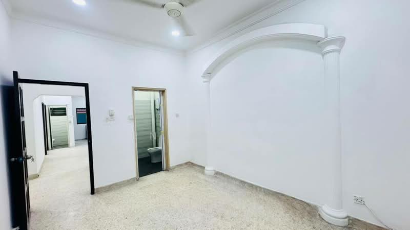 Rumah Teres 1 Tingkat untuk Dijual di Taman Perling (Perling) - Erness Tan - Interior - PropertyGuru.com.my