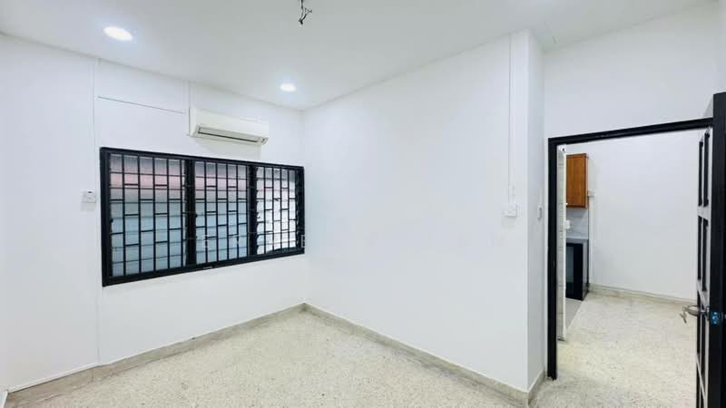 Rumah Teres 1 Tingkat untuk Dijual di Taman Perling (Perling) - Erness Tan - Interior - PropertyGuru.com.my