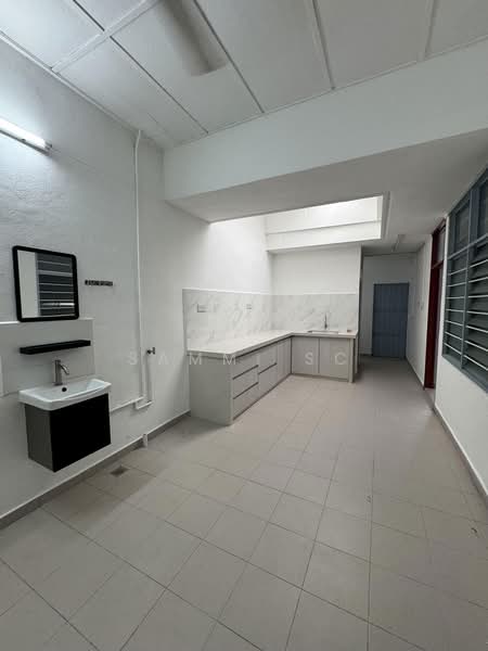 1-storey Terraced House for Rent in Taman Kimsar (Perai) - Sammi SC - Kitchen - PropertyGuru.com.my