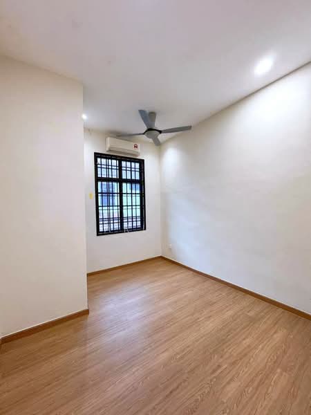 Rumah Teres 2 Tingkat untuk Dijual di Taman Dato' Chellam (Ulu Tiram) - Karl Lim - Interior - PropertyGuru.com.my