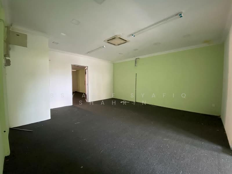 Shop / Office for Rent in Seksyen 13 (Shah Alam) - Absyarie Syafiq Shahrin - Interior - PropertyGuru.com.my