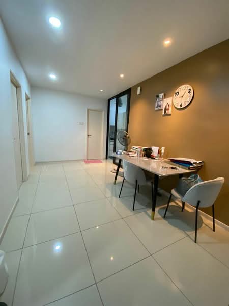 Condominium for Sale at Starhill Luxury Residence - William Tan - Corridor - PropertyGuru.com.my