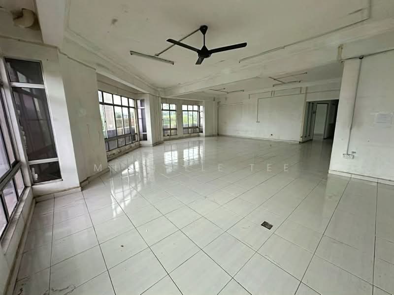 Shop / Office for Rent in Bandar Bukit Tinggi (Klang) - Michelle Tee - Interior - PropertyGuru.com.my