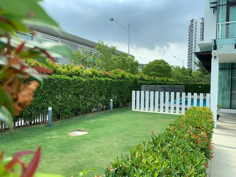 Bungalow for Rent in Putrajaya (Putrajaya) - Mahzah Mohd Rapiee - Exterior - PropertyGuru.com.my