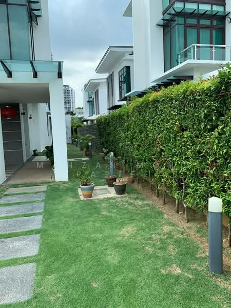 Bungalow for Rent in Putrajaya (Putrajaya) - Mahzah Mohd Rapiee - Exterior - PropertyGuru.com.my