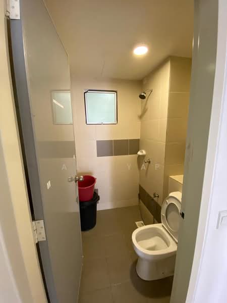 Pangsapuri untuk Dijual di Seri Kasturi Apartments - Alex Yap - Bathroom - PropertyGuru.com.my