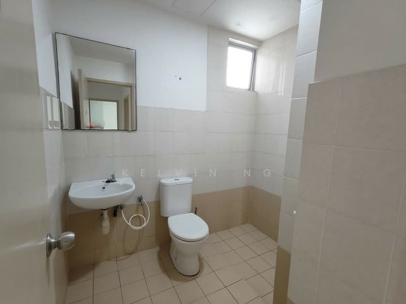 Condominium for Rent at Aman Heights Condominium - Kelvin Ng - Bathroom - PropertyGuru.com.my