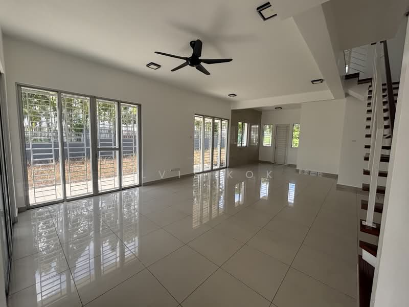 2-storey Terraced House for Sale in Elmina (Shah Alam) - Elvis Kok - Living Room - PropertyGuru.com.my