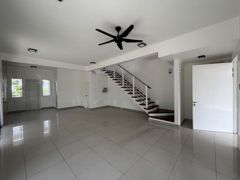 2-storey Terraced House for Sale in Elmina (Shah Alam) - Elvis Kok - Living Room - PropertyGuru.com.my