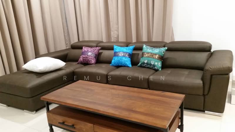 Servis Apartment untuk Dijual di Uptown Residences - Remus Chen - Living Room - PropertyGuru.com.my