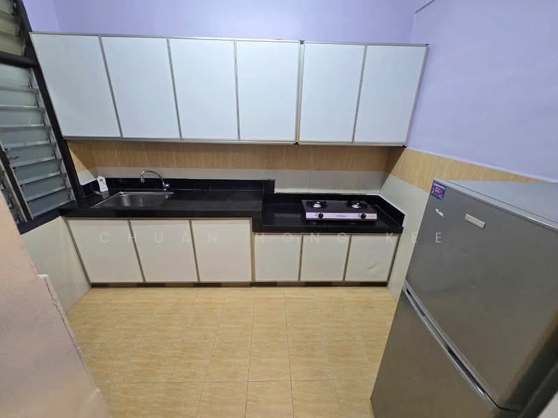 Apartment for Rent at Indah Court Apartment - Chuan Hong Kee - Kitchen - PropertyGuru.com.my