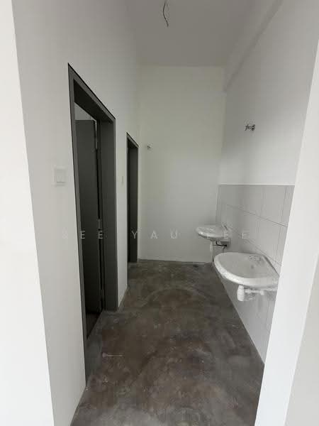 Shop / Office for Sale in Kota Bayuemas (Klang) - See Yau Lee - PropertyGuru.com.my