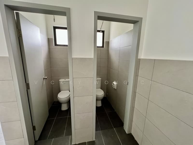 Kedai / Pejabat untuk Disewa di Taman Midah (Cheras) - Vickky Wong CF - Bathroom - PropertyGuru.com.my