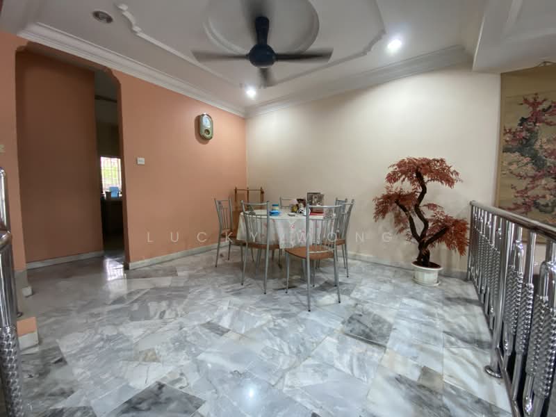 2-storey Terraced House for Rent in Sungai Long (Bandar Sungai Long) - Lucky Wong - Dining Room - PropertyGuru.com.my