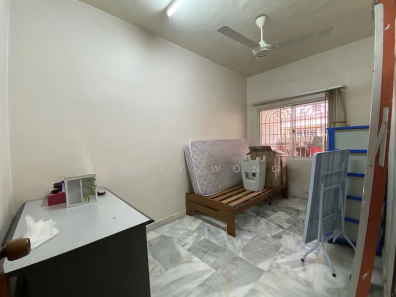 2-storey Terraced House for Rent in Sungai Long (Bandar Sungai Long) - Lucky Wong - Bedroom - PropertyGuru.com.my