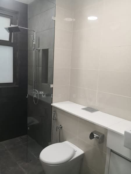 Pangsapuri untuk Disewa di Setia Sky 88 - James Bong - Bathroom - PropertyGuru.com.my