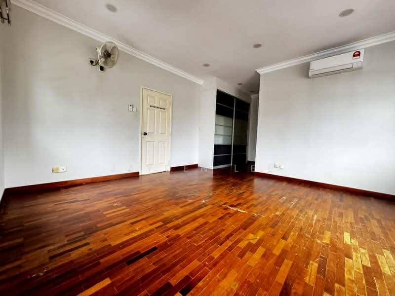 Rumah Teres untuk Dijual di Bandar Puteri Puchong (Puchong) - Jayden Lee - Living Room - PropertyGuru.com.my