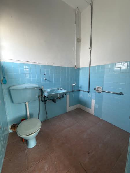 Rumah Berkembar untuk Dijual di Taman Mandarin (Ipoh) - Jeff Tan - Bathroom - PropertyGuru.com.my