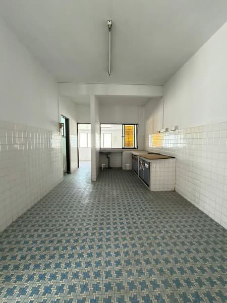 Rumah Berkembar untuk Dijual di Taman Mandarin (Ipoh) - Jeff Tan - Kitchen - PropertyGuru.com.my