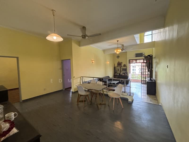 Kondominium untuk Dijual di Frinza Court - Edmund Loh - Living Room - PropertyGuru.com.my