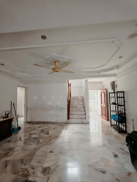 Kondominium untuk Dijual di Awana Puri - Muhammad Muadz - Living Room - PropertyGuru.com.my