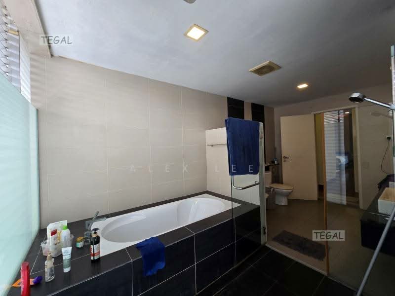 Bungalow for Sale in Klang (Selangor) - Alex Lee - Bathroom - PropertyGuru.com.my