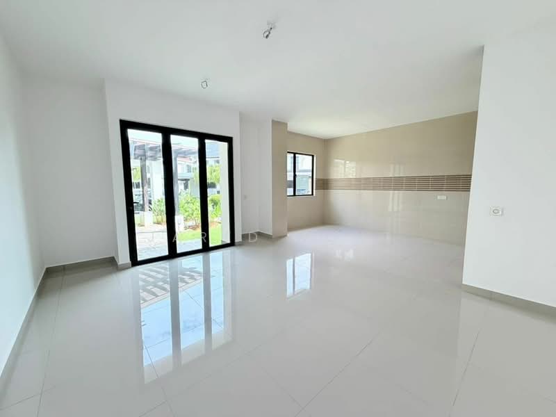 Semi-Detached House for Sale in Cyberjaya (Selangor) - Jared Wong - Living Room - PropertyGuru.com.my