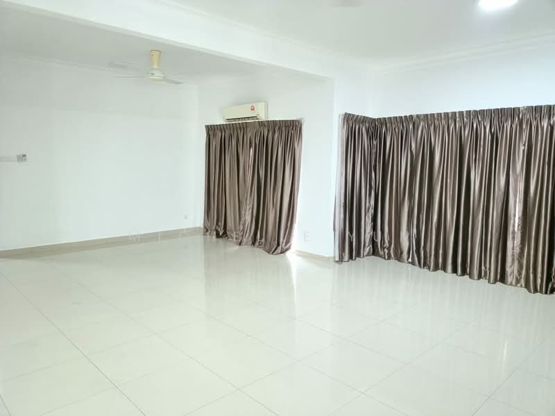 Semi-Detached House for Sale in Bandar Seri Coalfields (Sungai Buloh) - Michelle Yun - Living Room - PropertyGuru.com.my
