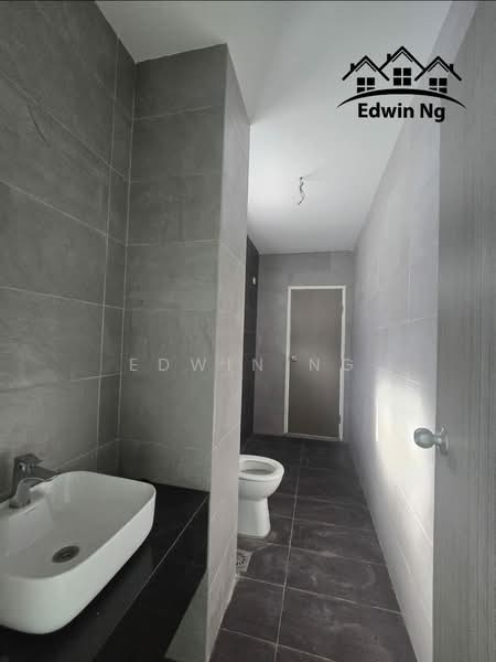 Rumah Berkembar untuk Dijual di Telok Kumbar (Penang) - Edwin Ng - Bathroom - PropertyGuru.com.my
