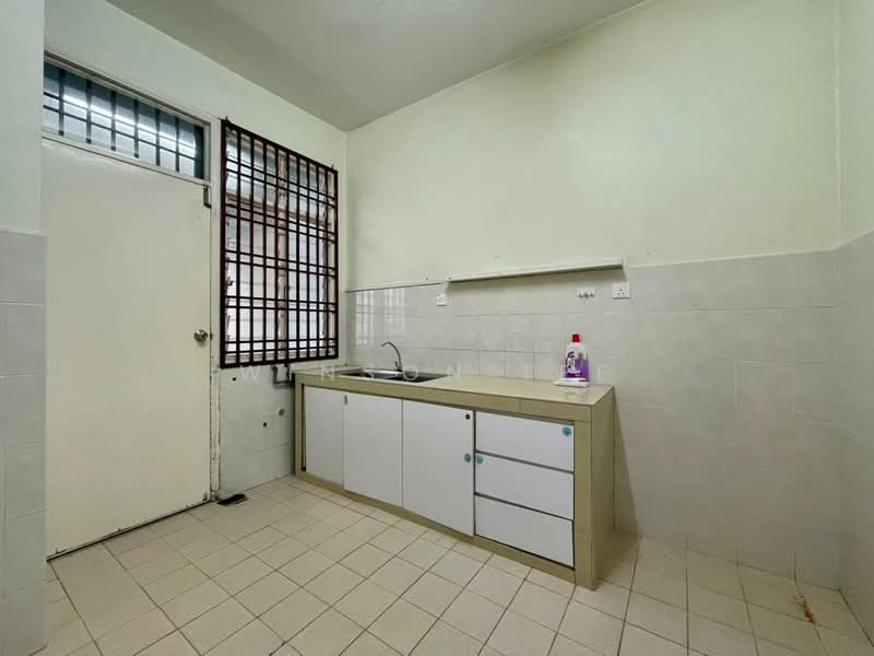 Terraced House for Sale in Taman Pulai Jaya (Kulai) - Winson Tee - Kitchen - PropertyGuru.com.my