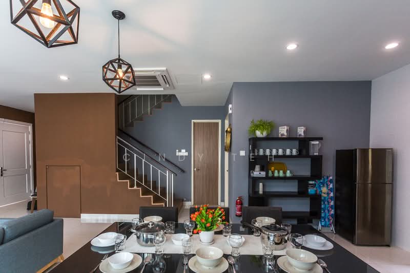 Semi-Detached House for Sale in Kawasan Perumahan Sungai Emas (Batu Ferringhi) - Cindy Teh - Dining Room - PropertyGuru.com.my