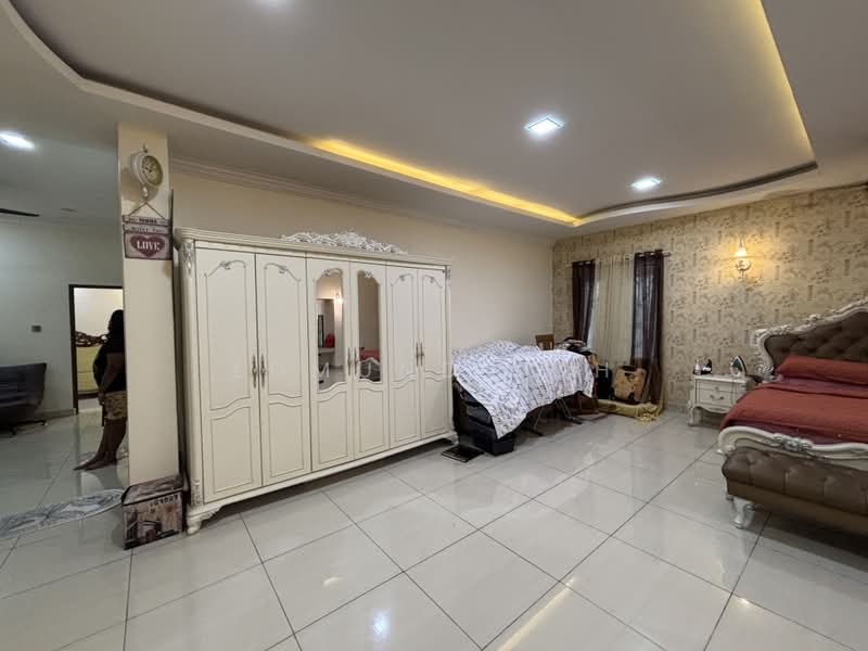 Rumah Banglo untuk Dijual di Kampung Kempas Baru (Tampoi) - Edmund Loh - Bedroom - PropertyGuru.com.my