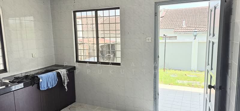 Rumah Banglo untuk Dijual di Seri Kembangan (Selangor) - Prabakaran Appukutthy - Kitchen - PropertyGuru.com.my