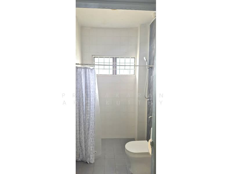 Rumah Banglo untuk Dijual di Seri Kembangan (Selangor) - Prabakaran Appukutthy - Bathroom - PropertyGuru.com.my