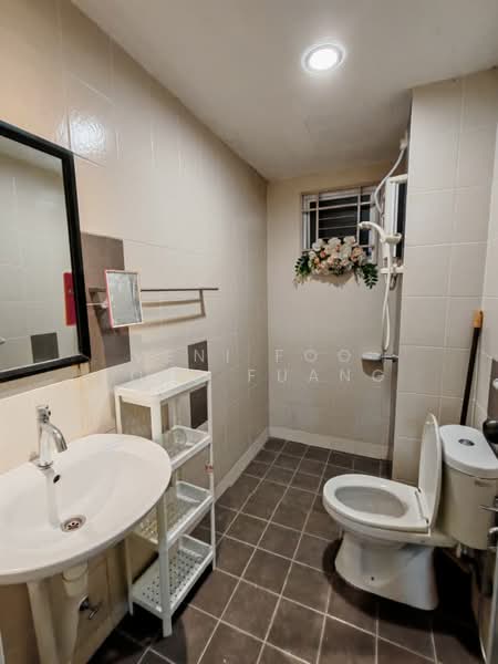 Apartment for Rent at Seri Baiduri - Veni Foo Yoke Fuang - Bathroom - PropertyGuru.com.my