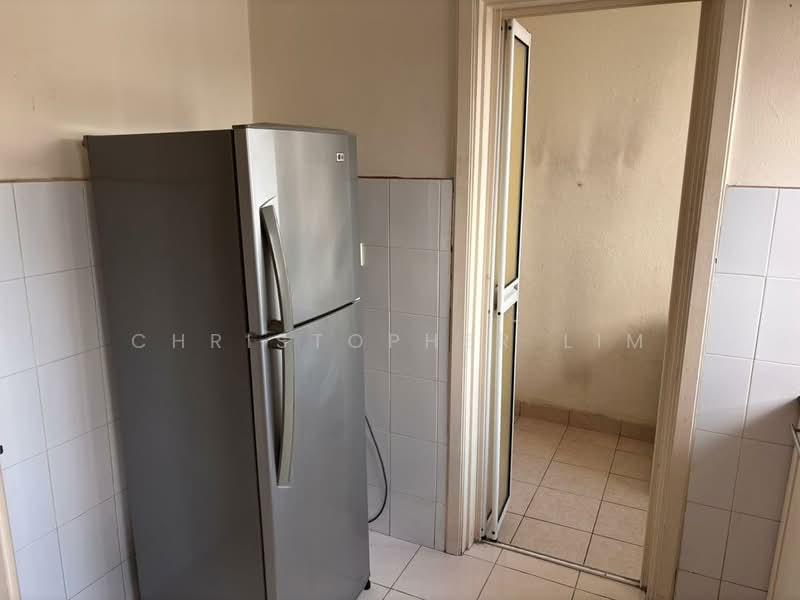 Kondominium untuk Dijual di Seri Maya Condominium - Christopher Lim - Kitchen - PropertyGuru.com.my