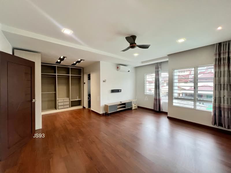 2.5-storey Terraced House for Rent in Klang (Selangor) - Joel Sia - Bedroom - PropertyGuru.com.my