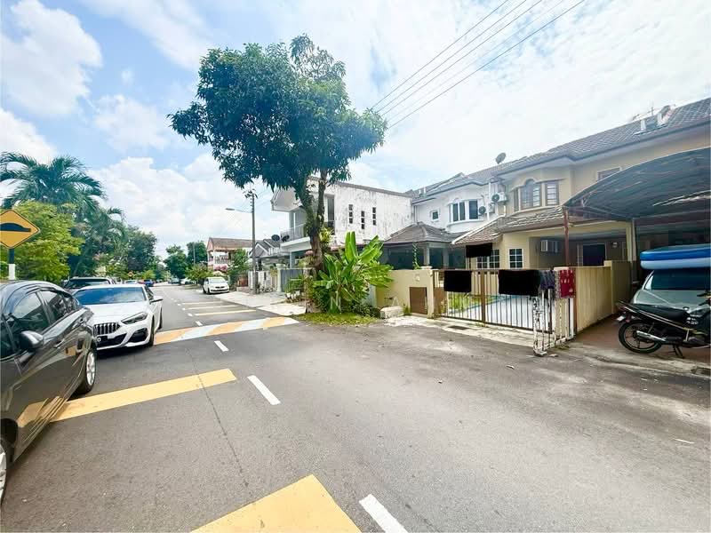 Rumah Teres 2 Tingkat untuk Dijual di Saujana Impian (Kajang) - Sabirin Ahmad - PropertyGuru.com.my