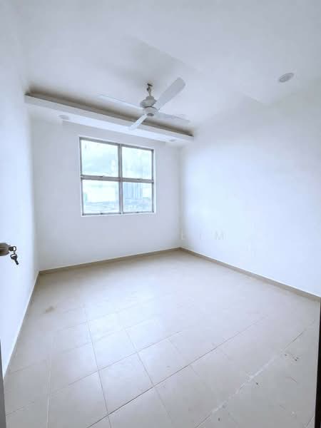 Apartment for Sale at Lake View Suites - Karl Lim - Interior - PropertyGuru.com.my