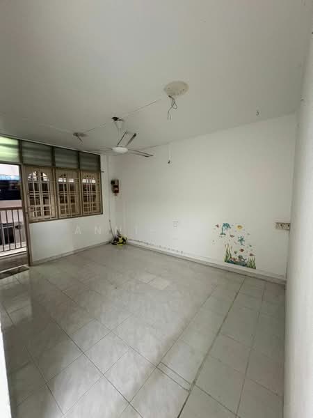 Flat for Sale at Taman Seri Damai - Annie Tan - Living Room - PropertyGuru.com.my