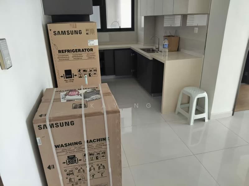 Condominium for Sale at Bay Point @ Country Garden Danga Bay - Kay Ng - Kitchen - PropertyGuru.com.my