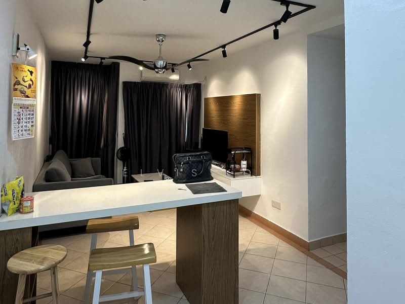 Kondominium untuk Dijual di Perdana Exclusive - Elvis Kok - Living Room - PropertyGuru.com.my