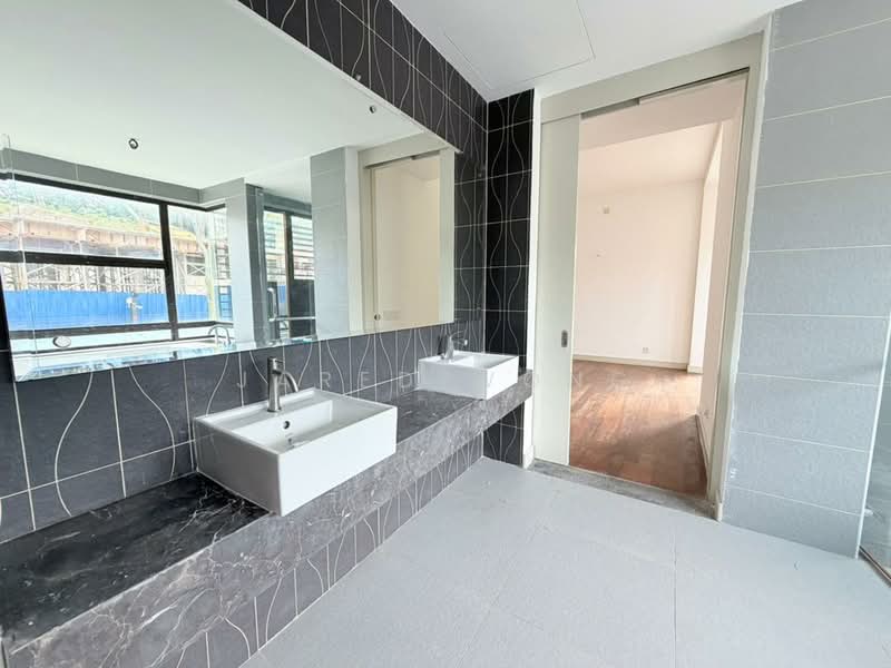 Semi-Detached House for Sale in Cyberjaya (Selangor) - Jared Wong - Bathroom - PropertyGuru.com.my